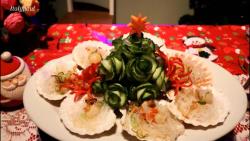 تزئین و میوه آرایی درخت کریسمس با استفاده از خیار و هویج